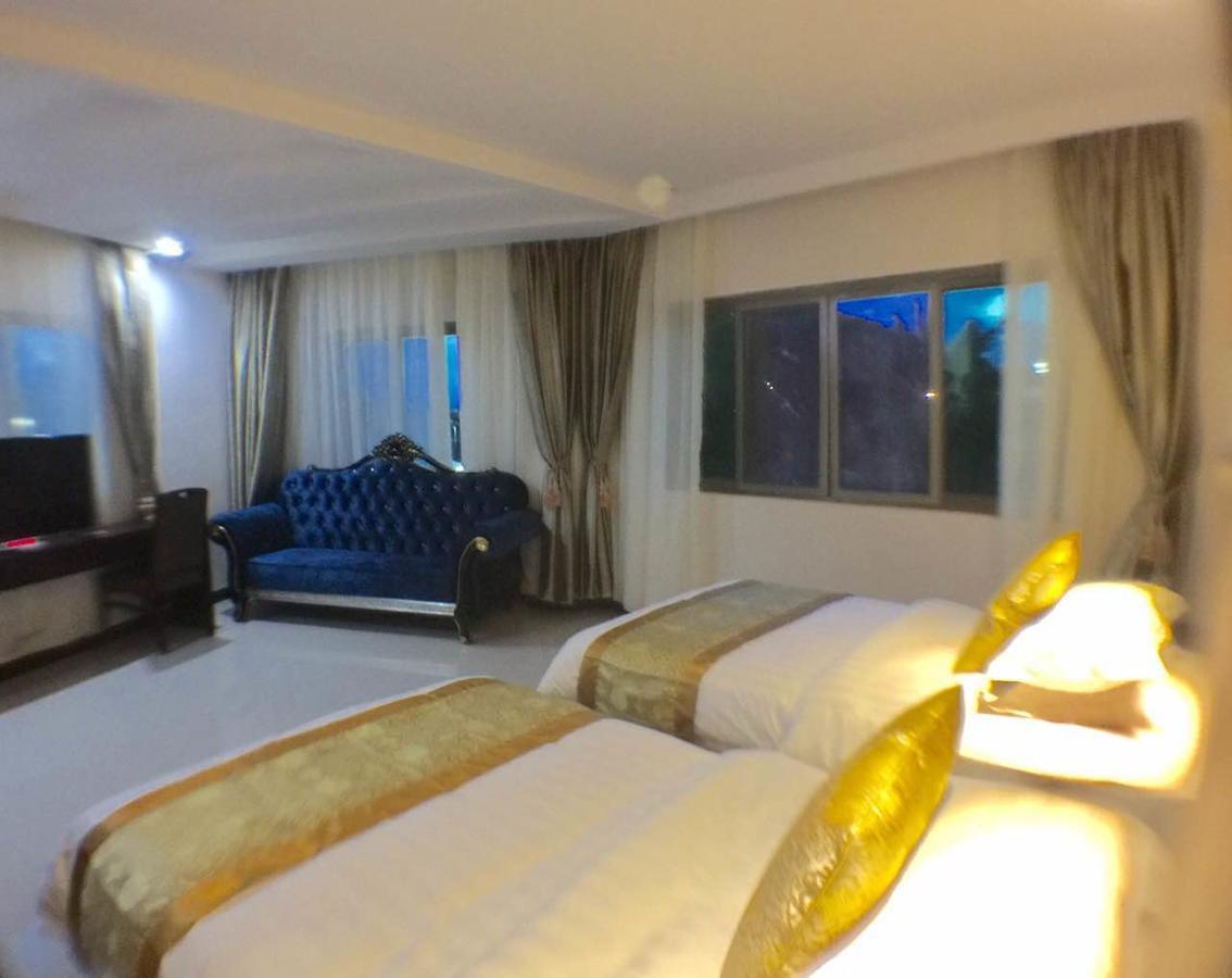 Jing Pin Hotel โครอร์ ภายนอก รูปภาพ